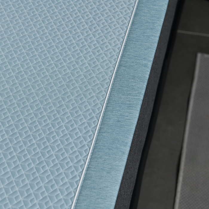 91家纺网 家纺一手货源 找家纺 小牛席业 2026春夏新款天鹅刺绣冷感豆豆席凉席席子系列 天鹅刺绣冷感豆豆席（蓝色）