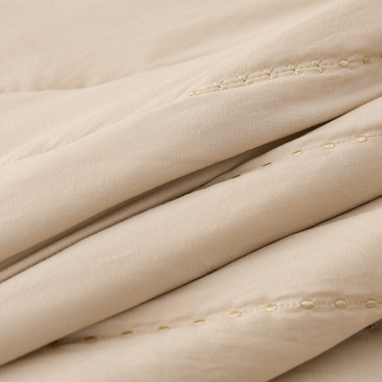 91家纺网 家纺一手货源 找家纺 推推家纺 2026新款水洗棉床盖夏被四件套 蝴蝶-卡其