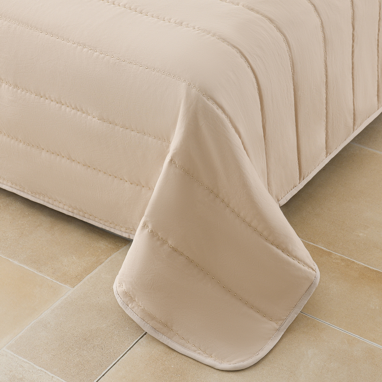 91家纺网 家纺一手货源 找家纺 推推家纺 2026新款水洗棉床盖夏被四件套 蝴蝶-卡其