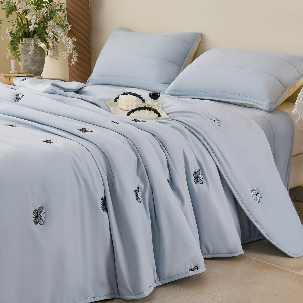 91家纺网 家纺一手货源 找家纺 推推家纺 2026新款水洗棉床盖夏被四件套 蝴蝶-蓝色