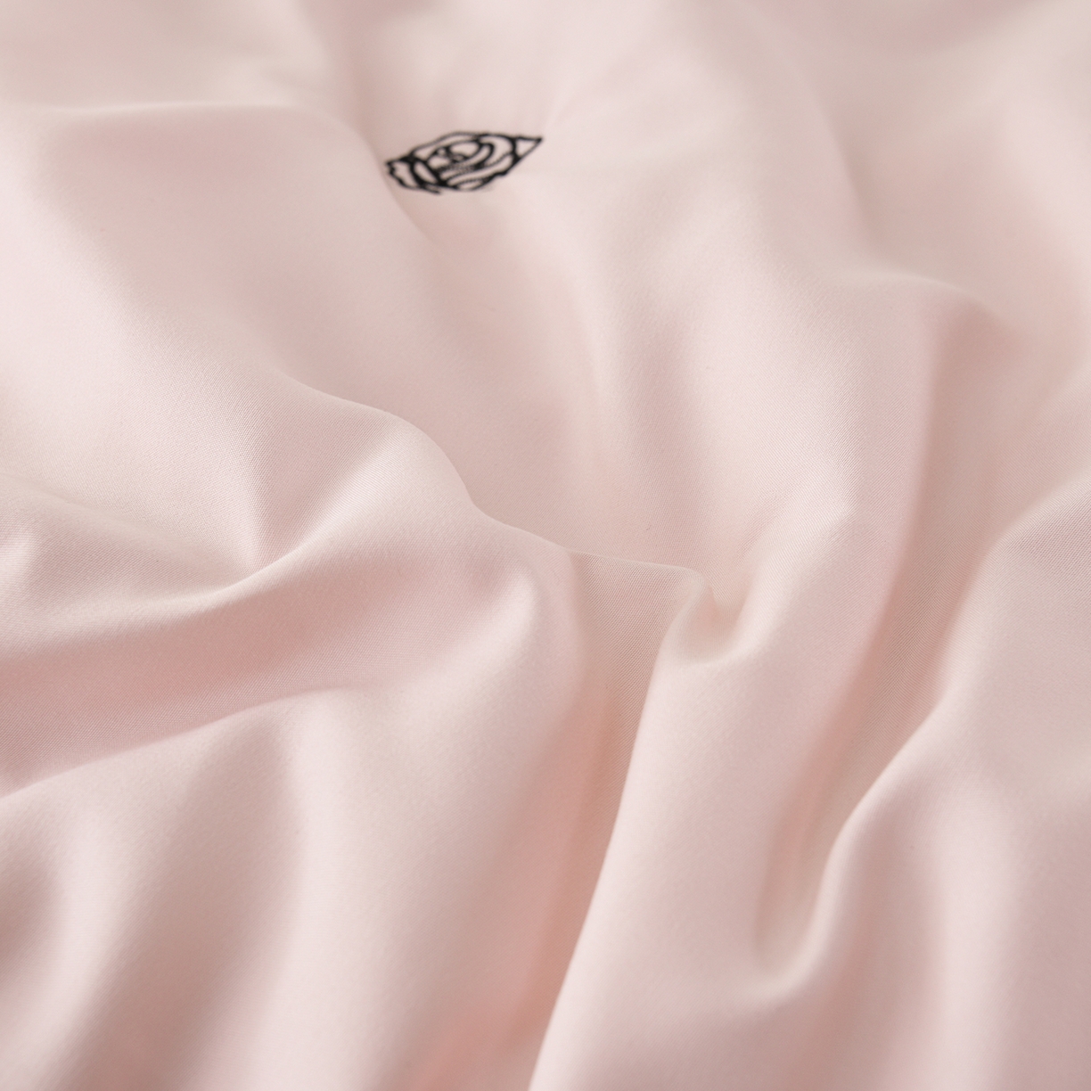 91家纺网 家纺一手货源 找家纺 推推家纺 2026新款水洗棉床盖夏被四件套 玫瑰-粉色