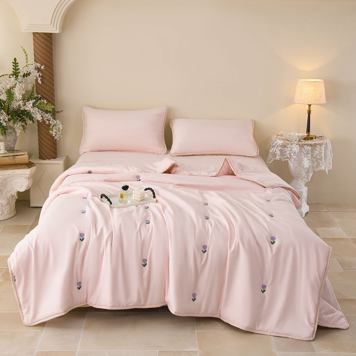 91家纺网 家纺一手货源 找家纺 推推家纺 2026新款水洗棉床盖夏被四件套 郁金香-粉色