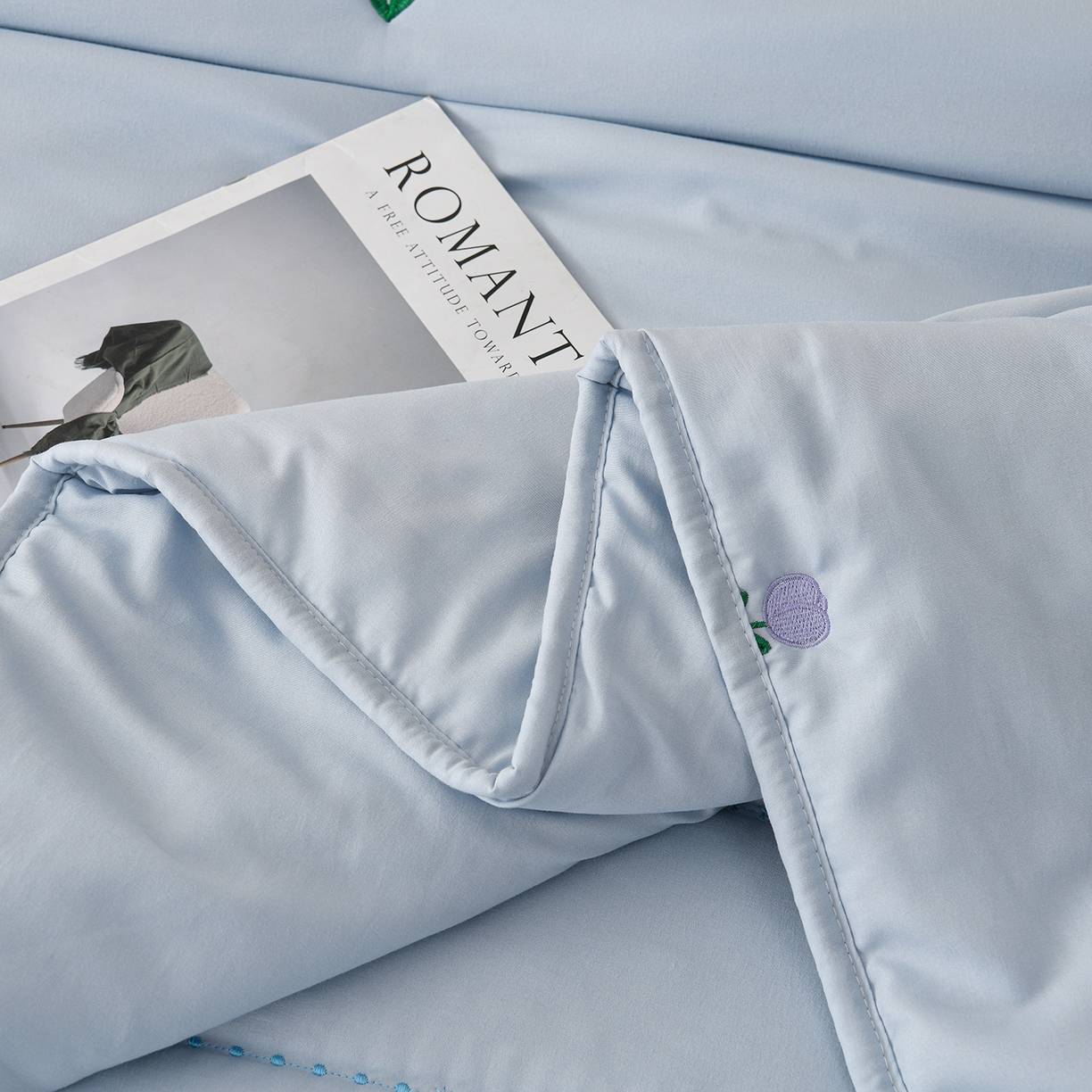 91家纺网 家纺一手货源 找家纺 推推家纺 2026新款水洗棉床盖夏被四件套 郁金香-蓝色