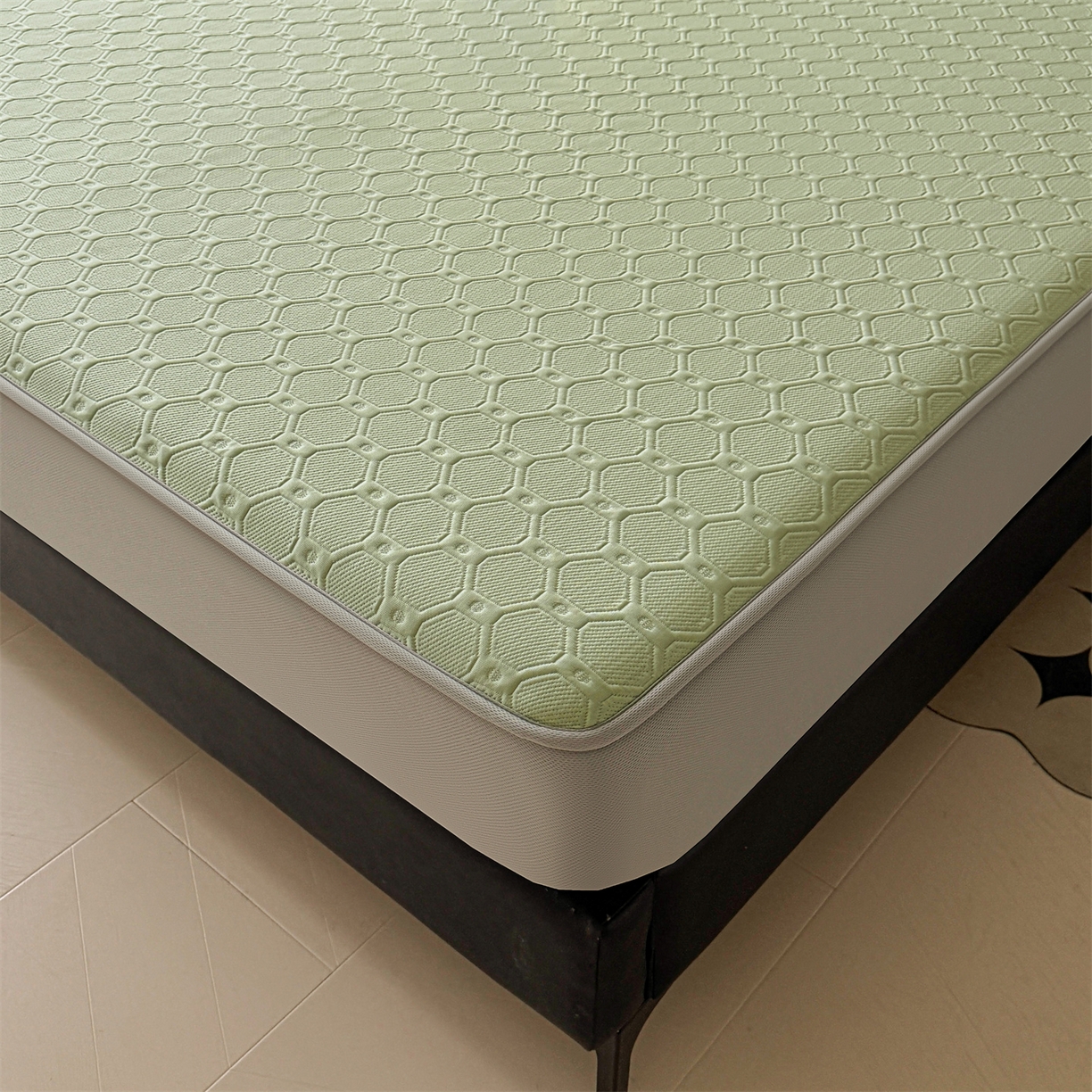 91家纺网 家纺一手货源 找家纺 梵克保罗 2026春夏新款立体刺绣乙纶夏凉凉席-蝶韵-床笠款 菱格  冰清绿