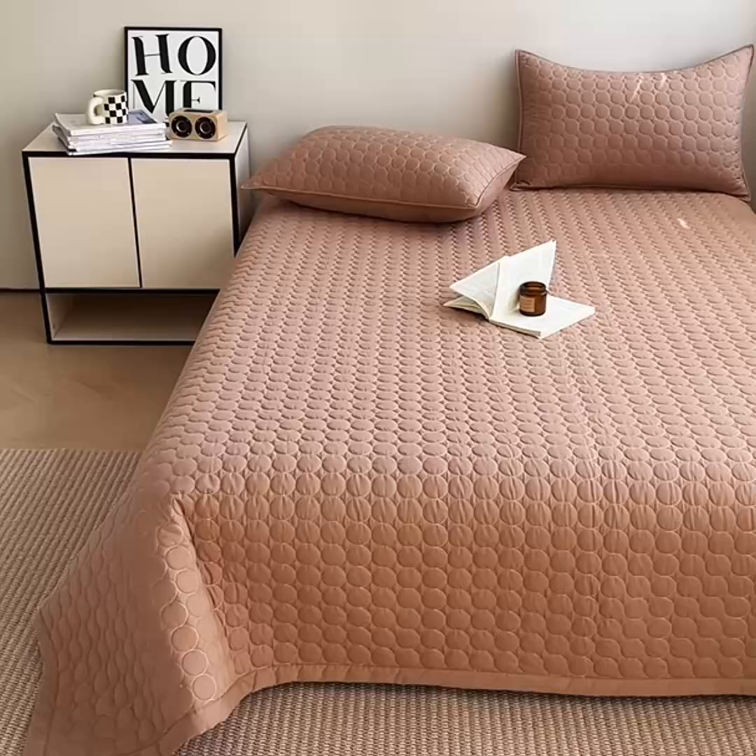 91家纺网 家纺一手货源 找家纺 其奥家纺 2026新款全棉水洗棉夹棉床盖三件套-同心圆系列 摩咖