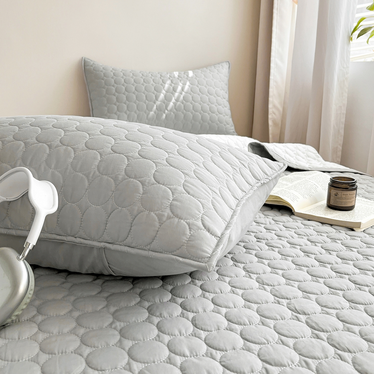 91家纺网 家纺一手货源 找家纺 其奥家纺 2026新款全棉水洗棉夹棉床盖三件套-同心圆系列 雅灰