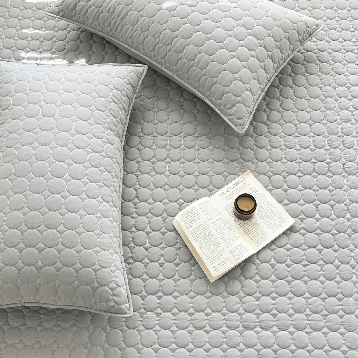 91家纺网 家纺一手货源 找家纺 其奥家纺 2026新款全棉水洗棉夹棉床盖三件套-同心圆系列 雅灰