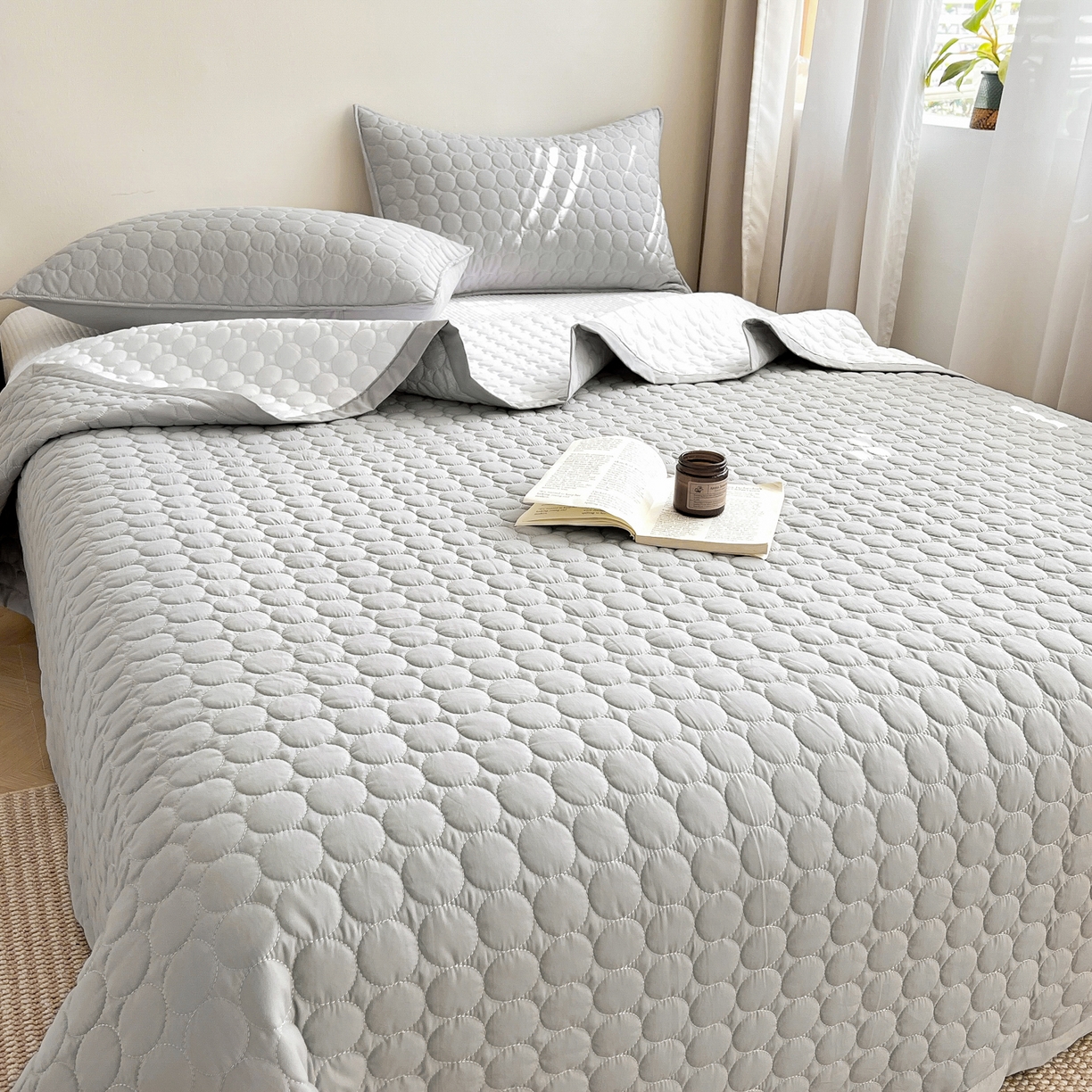 91家纺网 家纺一手货源 找家纺 其奥家纺 2026新款全棉水洗棉夹棉床盖三件套-同心圆系列 雅灰