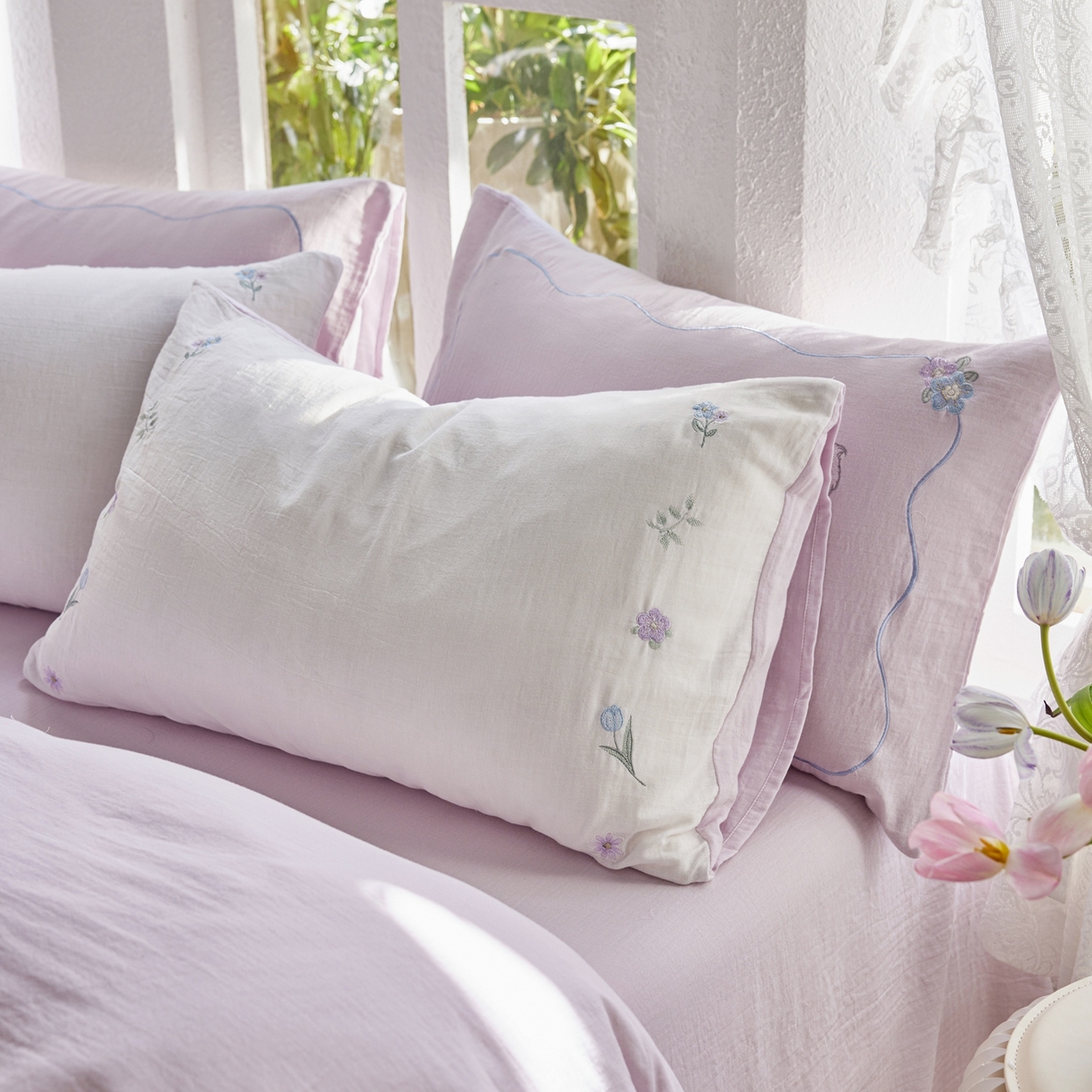 91家纺网 家纺一手货源 找家纺 风向标家纺 2026新款全棉纯棉素色绣花双层纱四件套 香芋小花猫