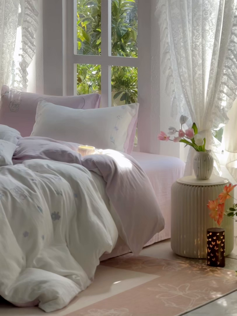 91家纺网 家纺一手货源 找家纺 风向标家纺 2026新款全棉纯棉素色绣花双层纱四件套 香芋小花猫