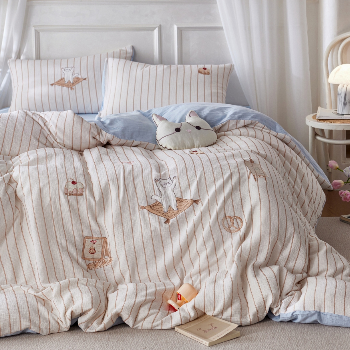 91家纺网 家纺一手货源 找家纺 （总）风向标家纺 2026新款全棉纯棉皱皱纱布条纹绣花四件套