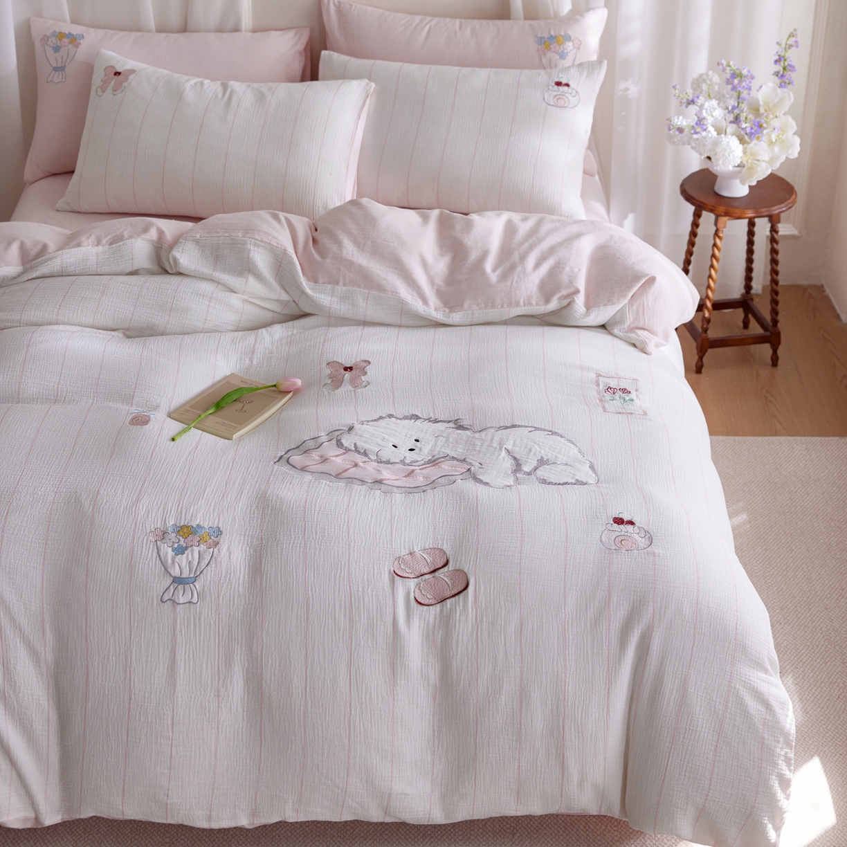 91家纺网 家纺一手货源 找家纺 （总）风向标家纺 2026新款全棉纯棉皱皱纱布条纹绣花四件套