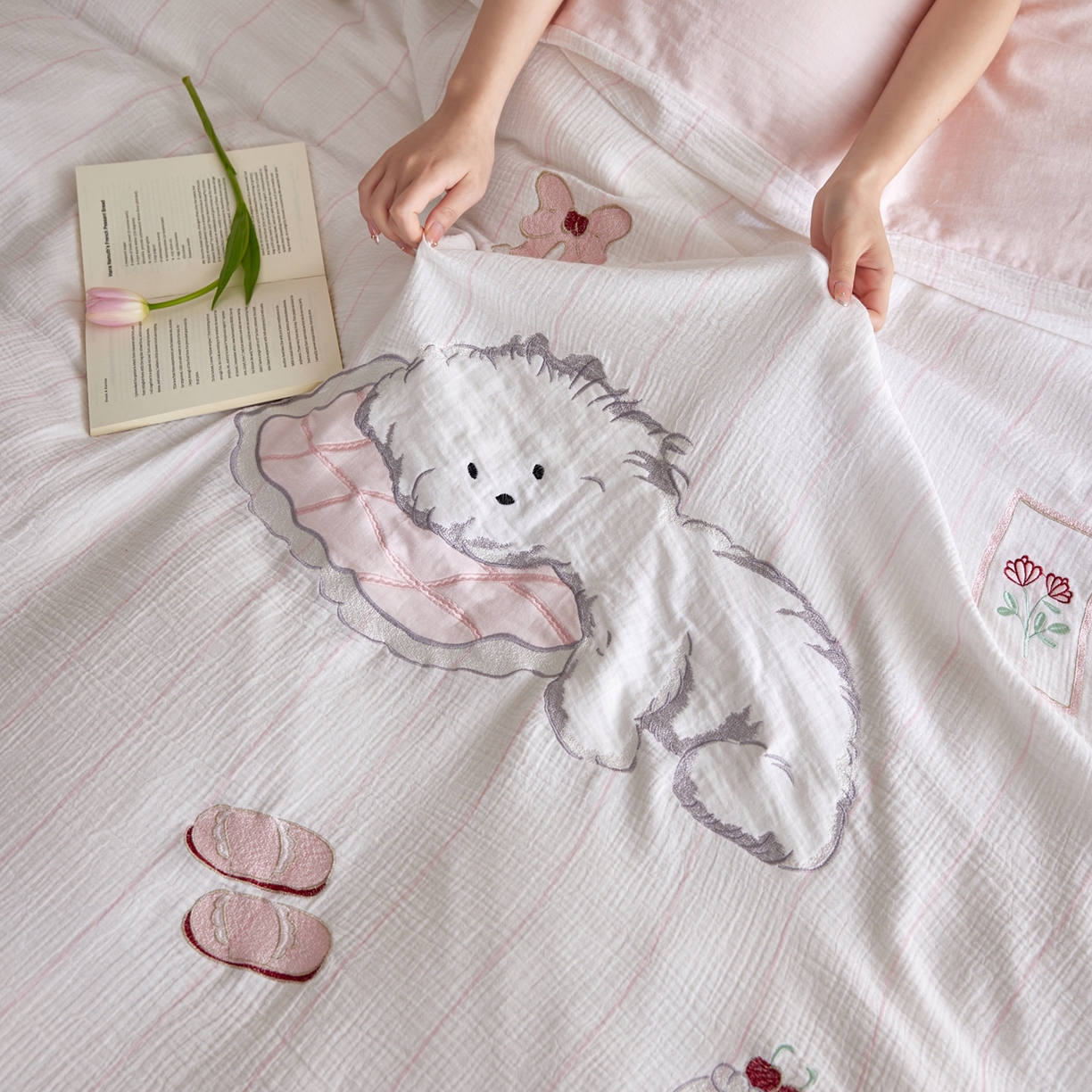 91家纺网 家纺一手货源 找家纺 风向标家纺 2026新款全棉纯棉皱皱纱布条纹绣花四件套 被窝日记