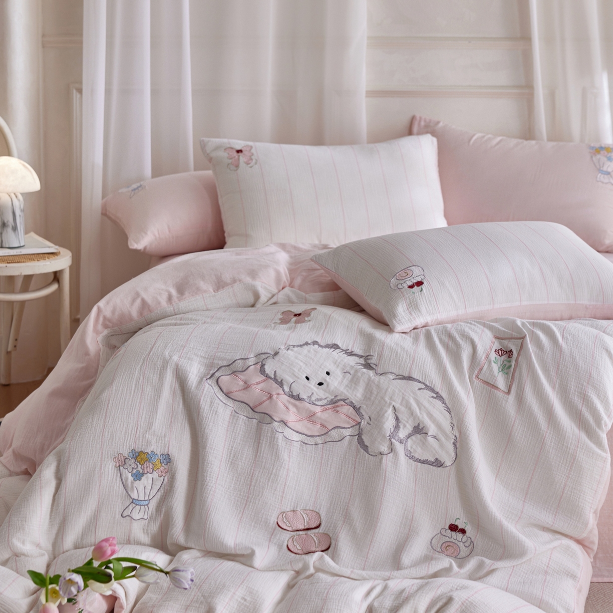 91家纺网 家纺一手货源 找家纺 风向标家纺 2026新款全棉纯棉皱皱纱布条纹绣花四件套 被窝日记