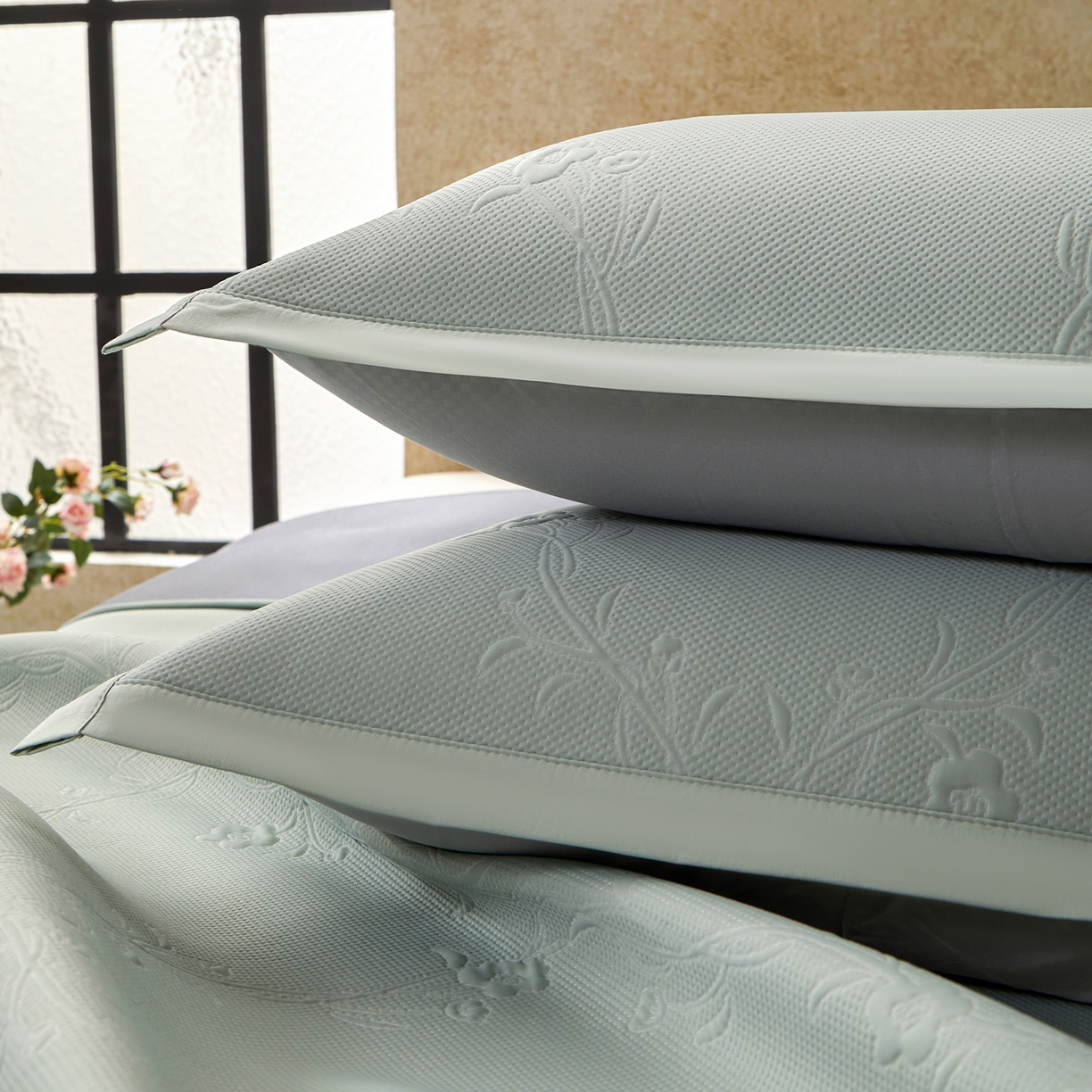 91家纺网 家纺一手货源 找家纺 瑞禾家纺 2026新款A类凉感豆豆床裙款凉席三件套-系列七 青柠藤语