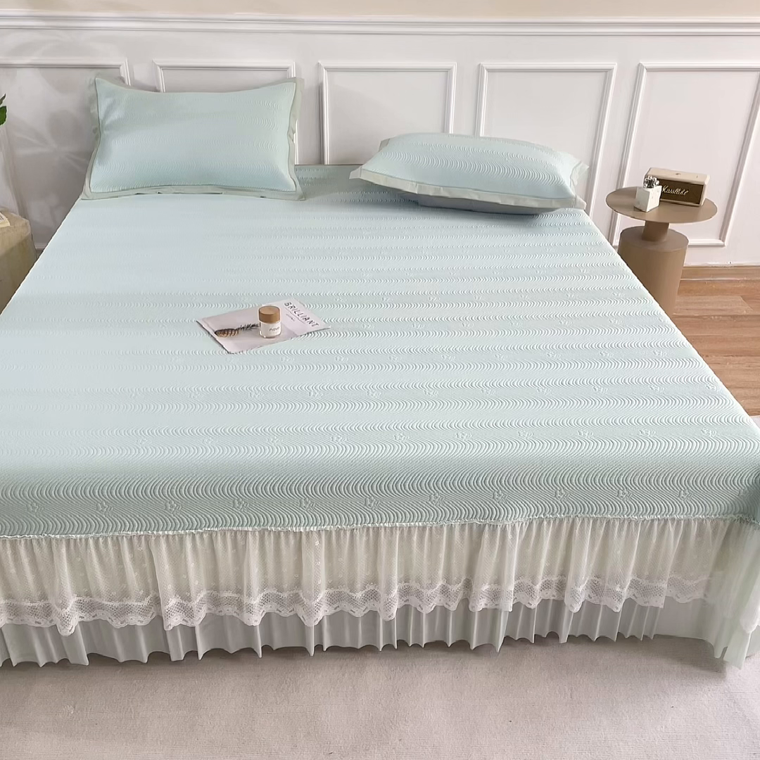 91家纺网 家纺一手货源 找家纺 瑞禾家纺 2026新款A类凉感豆豆床裙款凉席三件套-系列七 薄荷织浪