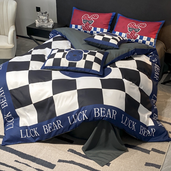 91家纺网 家纺一手货源 找家纺 奥汀洛家纺 2026新款轻奢数码印花冰丝四件套 冰丝-格格熊