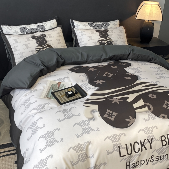 91家纺网 家纺一手货源 找家纺 奥汀洛家纺 2026新款轻奢数码印花冰丝四件套 冰丝-奶油熊