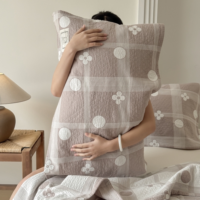 91家纺网 家纺一手货源 找家纺 乐家毛巾被（工厂自产自销） 2026新款精梳安心棉全棉纯棉色织提花枕巾单枕巾枕巾单件 花遇圆枕巾