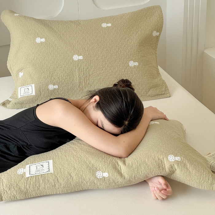 91家纺网 家纺一手货源 找家纺 乐家毛巾被（工厂自产自销） 2026新款精梳安心棉全棉纯棉色织提花枕巾单枕巾枕巾单件 蘑菇眠枕巾