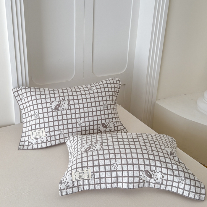 91家纺网 家纺一手货源 找家纺 乐家毛巾被（工厂自产自销） 2026新款精梳安心棉全棉纯棉色织提花枕巾单枕巾枕巾单件 格子长颈鹿枕巾