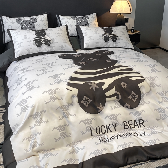 91家纺网 家纺一手货源 找家纺 奥汀洛家纺 2026新款轻奢数码印花冰丝四件套 冰丝-奶油熊