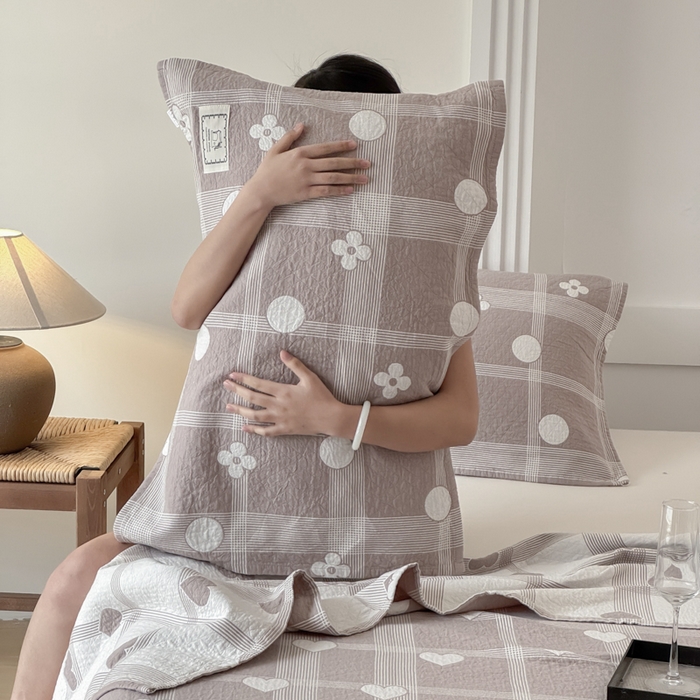 91家纺网 家纺一手货源 找家纺 乐家毛巾被（工厂自产自销） 2026新款精梳安心棉全棉纯棉色织提花枕巾单枕巾枕巾单件 心花枕巾