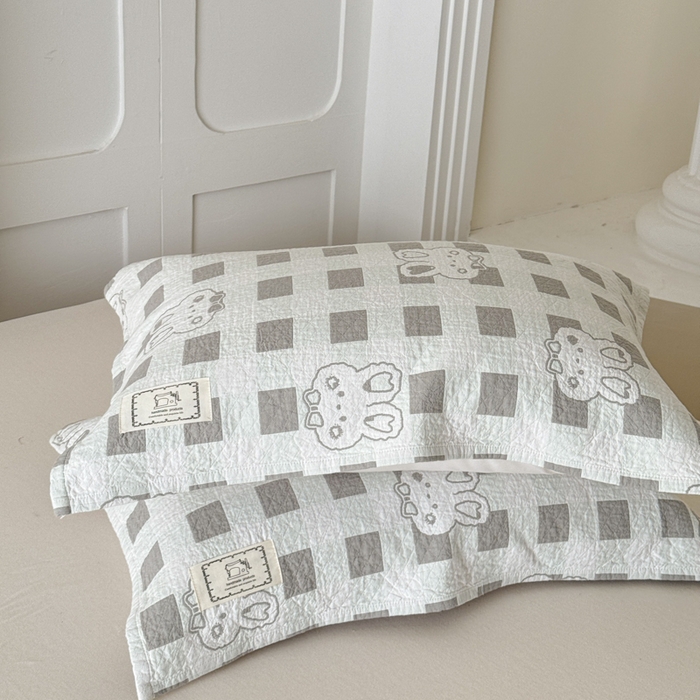 91家纺网 家纺一手货源 找家纺 乐家毛巾被（工厂自产自销） 2026新款精梳安心棉全棉纯棉色织提花枕巾单枕巾枕巾单件 格纹兔头枕巾