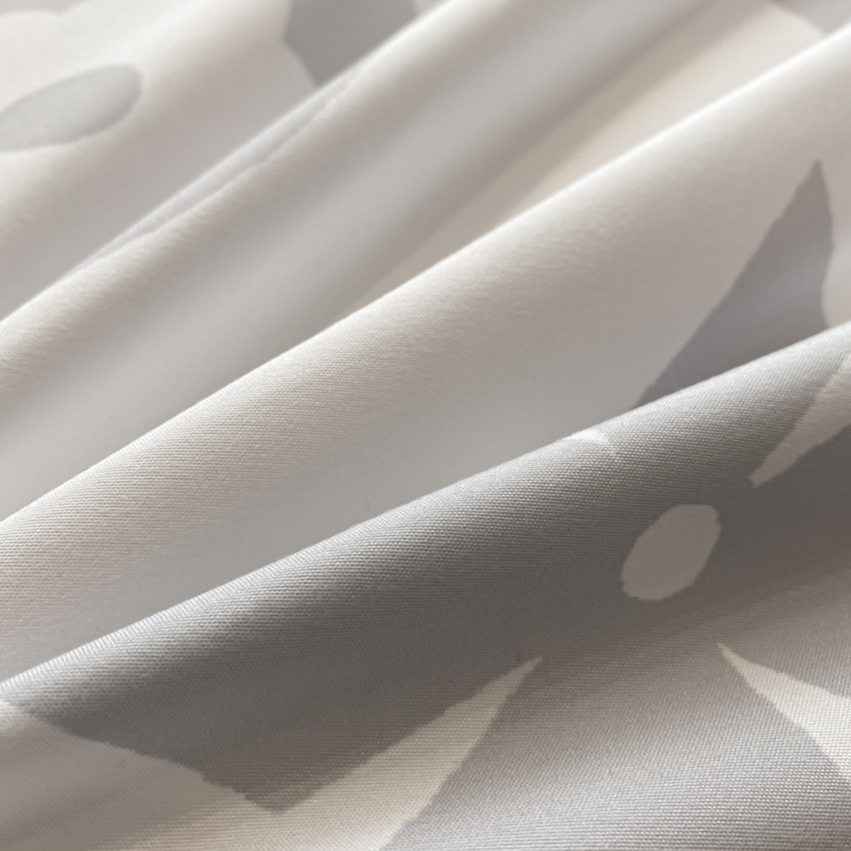 91家纺网 家纺一手货源 找家纺 奥汀洛家纺 2026新款轻奢数码印花冰丝四件套 冰丝-幸运熊