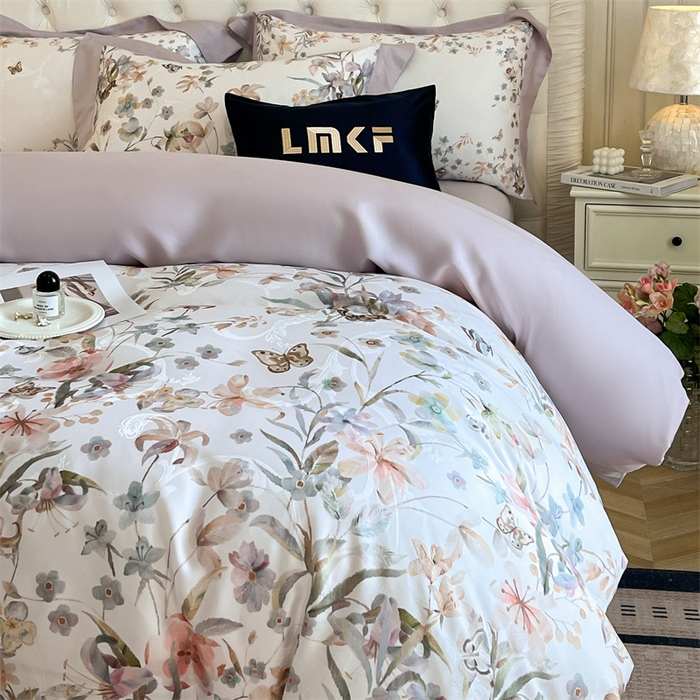 91家纺网 家纺一手货源 找家纺 蓝米卡夫 2026夏季新款60S天丝提花数码印花四件套（礼盒包装） 春之语-紫