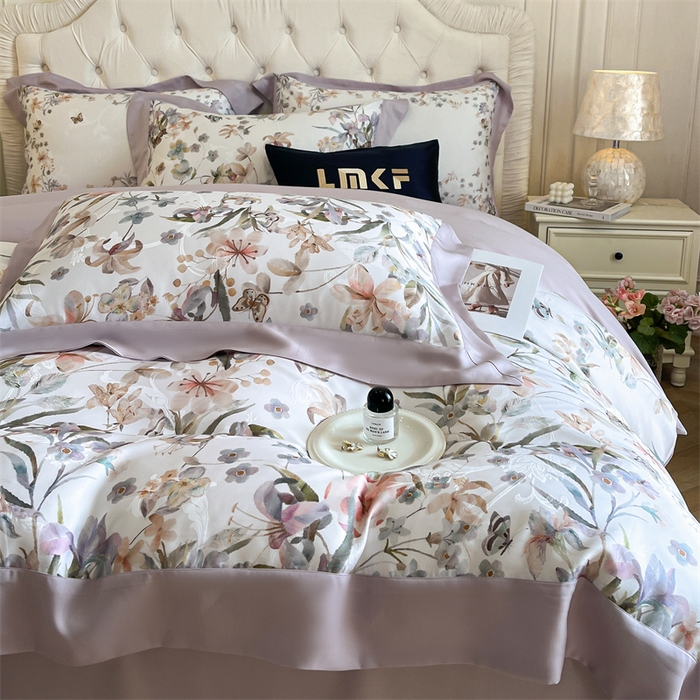 91家纺网 家纺一手货源 找家纺 蓝米卡夫 2026夏季新款60S天丝提花数码印花四件套（礼盒包装） 春之语-紫