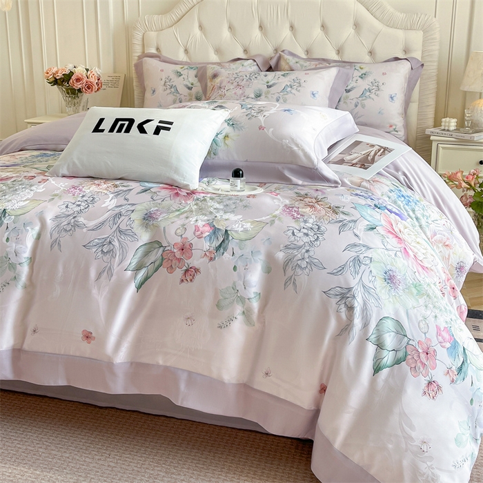 91家纺网 家纺一手货源 找家纺 蓝米卡夫 2026夏季新款60S天丝提花数码印花四件套（礼盒包装） 花海秘境-紫