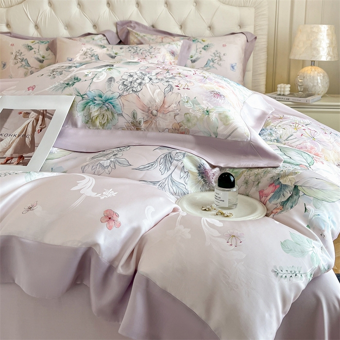 91家纺网 家纺一手货源 找家纺 蓝米卡夫 2026夏季新款60S天丝提花数码印花四件套（礼盒包装） 花海秘境-紫