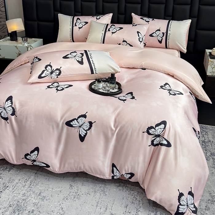 91家纺网 家纺一手货源 找家纺 奥汀洛家纺 2026新款轻奢数码印花冰丝四件套 彩蝶粉玉