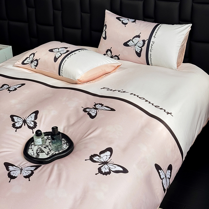 91家纺网 家纺一手货源 找家纺 奥汀洛家纺 2026新款轻奢数码印花冰丝四件套 彩蝶粉玉