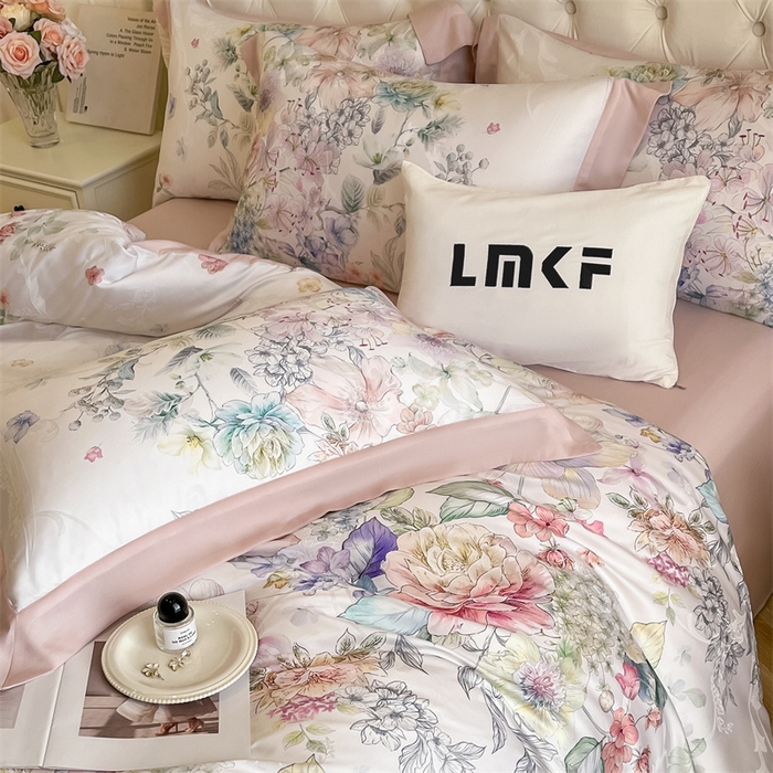 91家纺网 家纺一手货源 找家纺 蓝米卡夫 2026夏季新款60S天丝提花数码印花四件套（礼盒包装） 花海秘境-粉