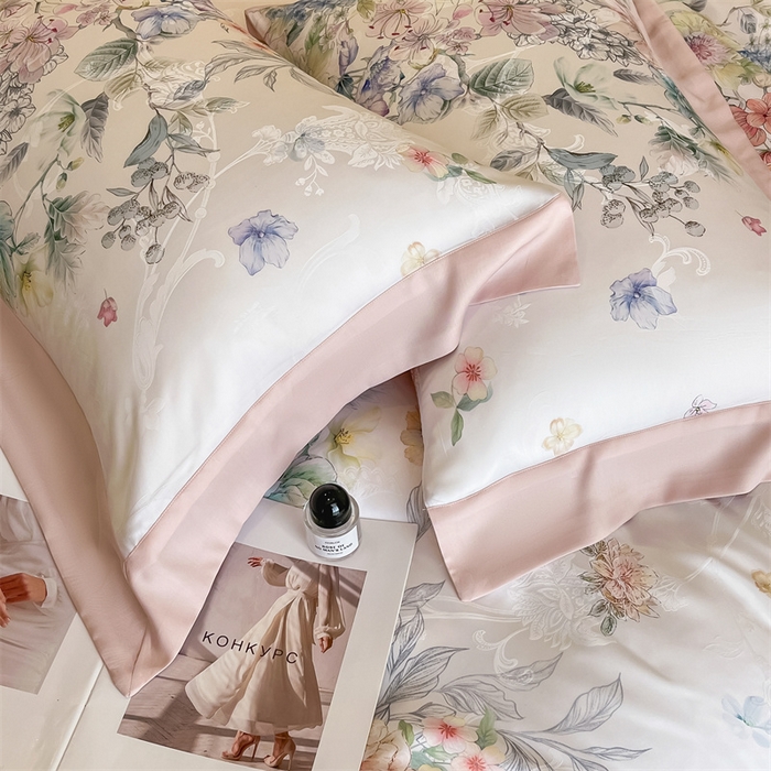 91家纺网 家纺一手货源 找家纺 蓝米卡夫 2026夏季新款60S天丝提花数码印花四件套（礼盒包装） 花海秘境-粉