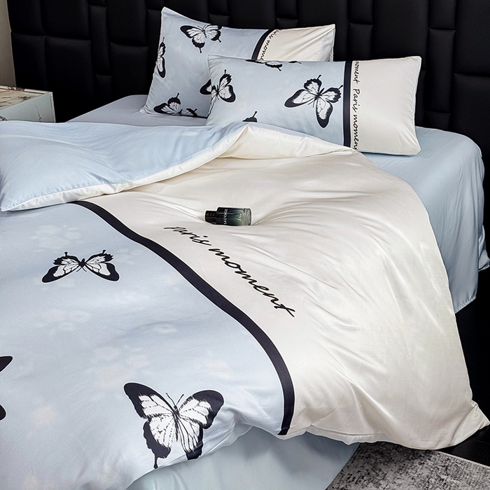 91家纺网 家纺一手货源 找家纺 奥汀洛家纺 2026新款轻奢数码印花冰丝四件套 彩蝶天蓝