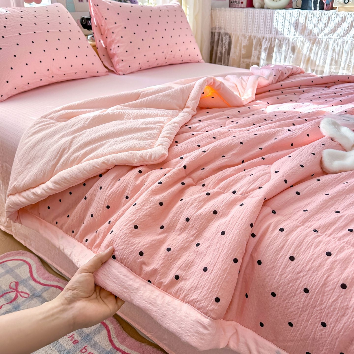 91家纺网 家纺一手货源 找家纺 卡斯诺家纺馆 2026新款皱皱棉双层纱夏被四件套下载文件包含买家秀 波点生活-粉