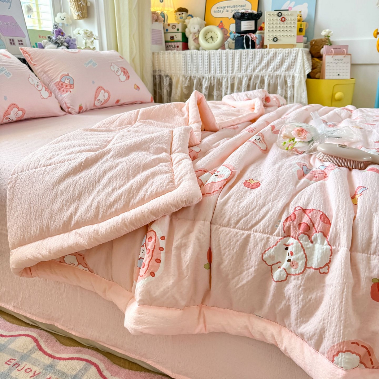 91家纺网 家纺一手货源 找家纺 卡斯诺家纺馆 2026新款皱皱棉双层纱夏被四件套下载文件包含买家秀 蜜桃粉兔