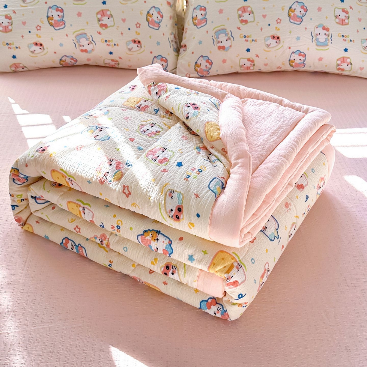 91家纺网 家纺一手货源 找家纺 卡斯诺家纺馆 2026新款皱皱棉双层纱夏被四件套下载文件包含买家秀 泡芙猫咪