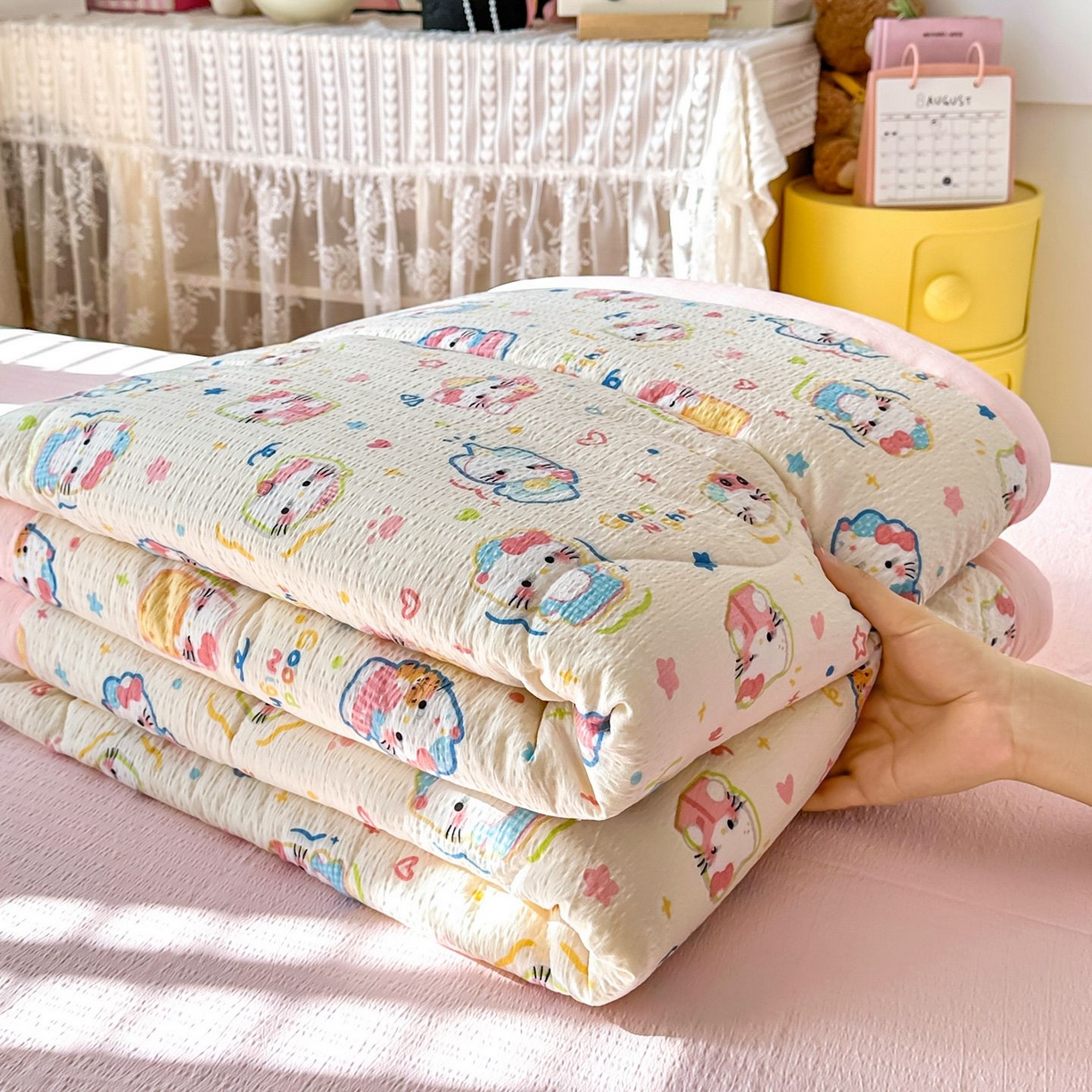 91家纺网 家纺一手货源 找家纺 卡斯诺家纺馆 2026新款皱皱棉双层纱夏被四件套下载文件包含买家秀 泡芙猫咪