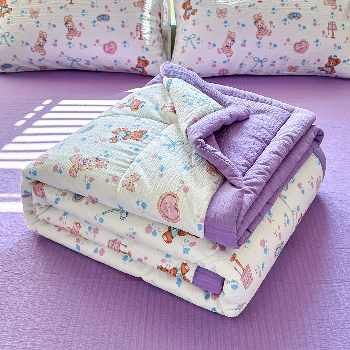 91家纺网 家纺一手货源 找家纺 卡斯诺家纺馆 2026新款皱皱棉双层纱夏被四件套下载文件包含买家秀 紫韵流光