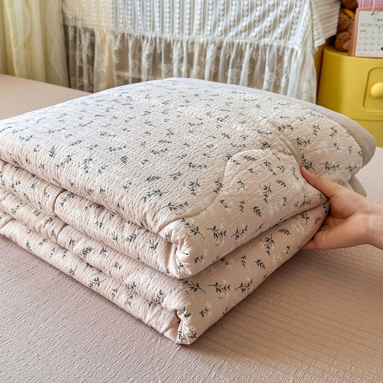 91家纺网 家纺一手货源 找家纺 卡斯诺家纺馆 2026新款皱皱棉双层纱夏被四件套下载文件包含买家秀 莫奈雅致