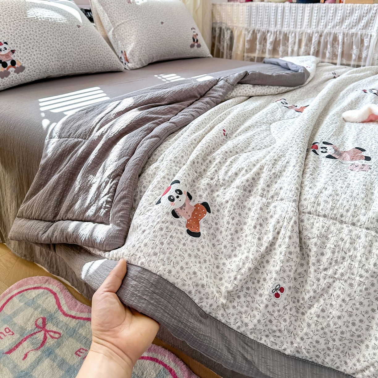 91家纺网 家纺一手货源 找家纺 卡斯诺家纺馆 2026新款皱皱棉双层纱夏被四件套下载文件包含买家秀 静谧时光