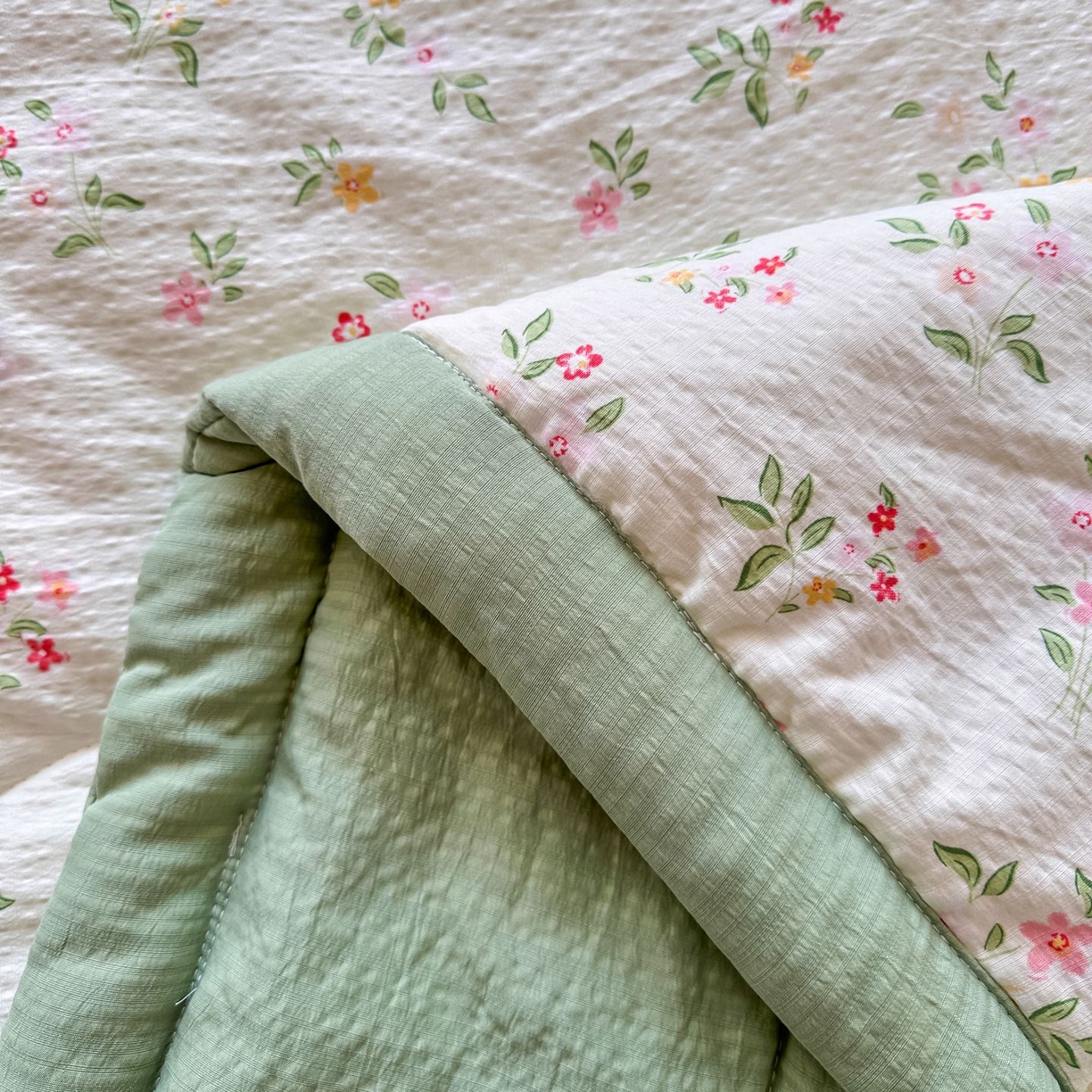 91家纺网 家纺一手货源 找家纺 卡斯诺家纺馆 2026新款皱皱棉双层纱夏被四件套下载文件包含买家秀 沁园春