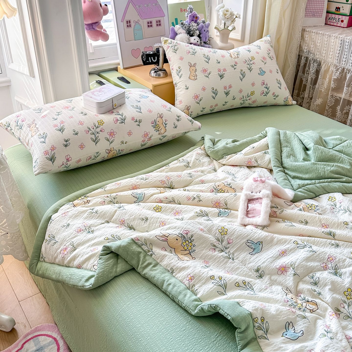 91家纺网 家纺一手货源 找家纺 卡斯诺家纺馆 2026新款皱皱棉双层纱夏被四件套下载文件包含买家秀 花园小兔