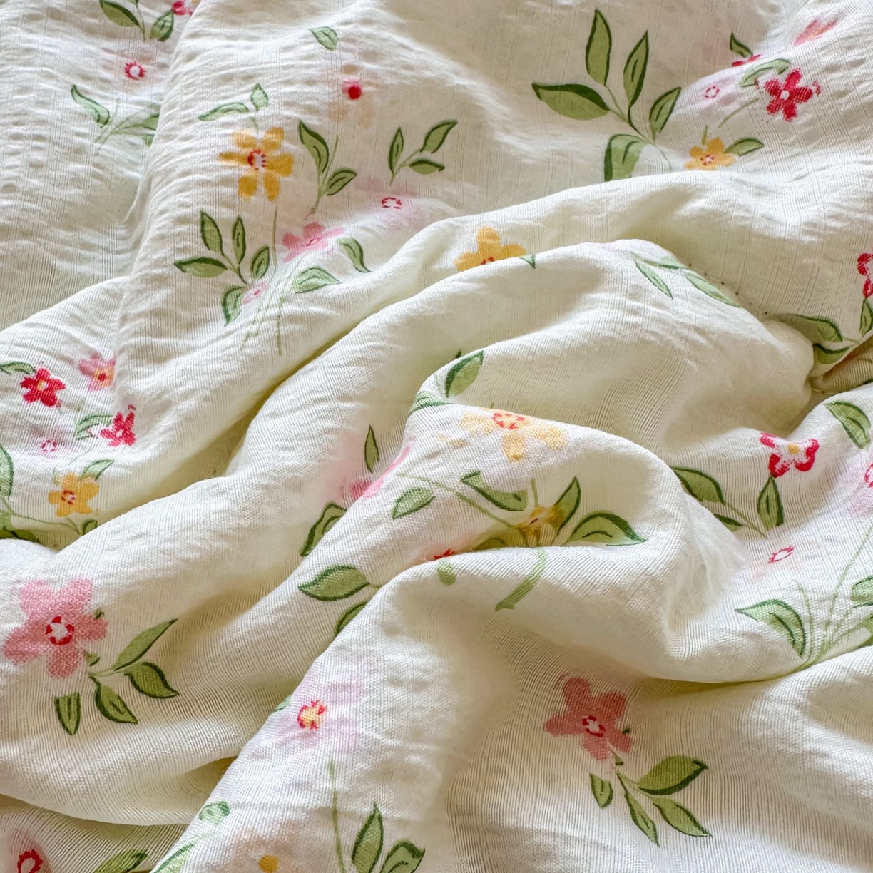 91家纺网 家纺一手货源 找家纺 卡斯诺家纺馆 2026新款皱皱棉双层纱夏被四件套下载文件包含买家秀 沁园春