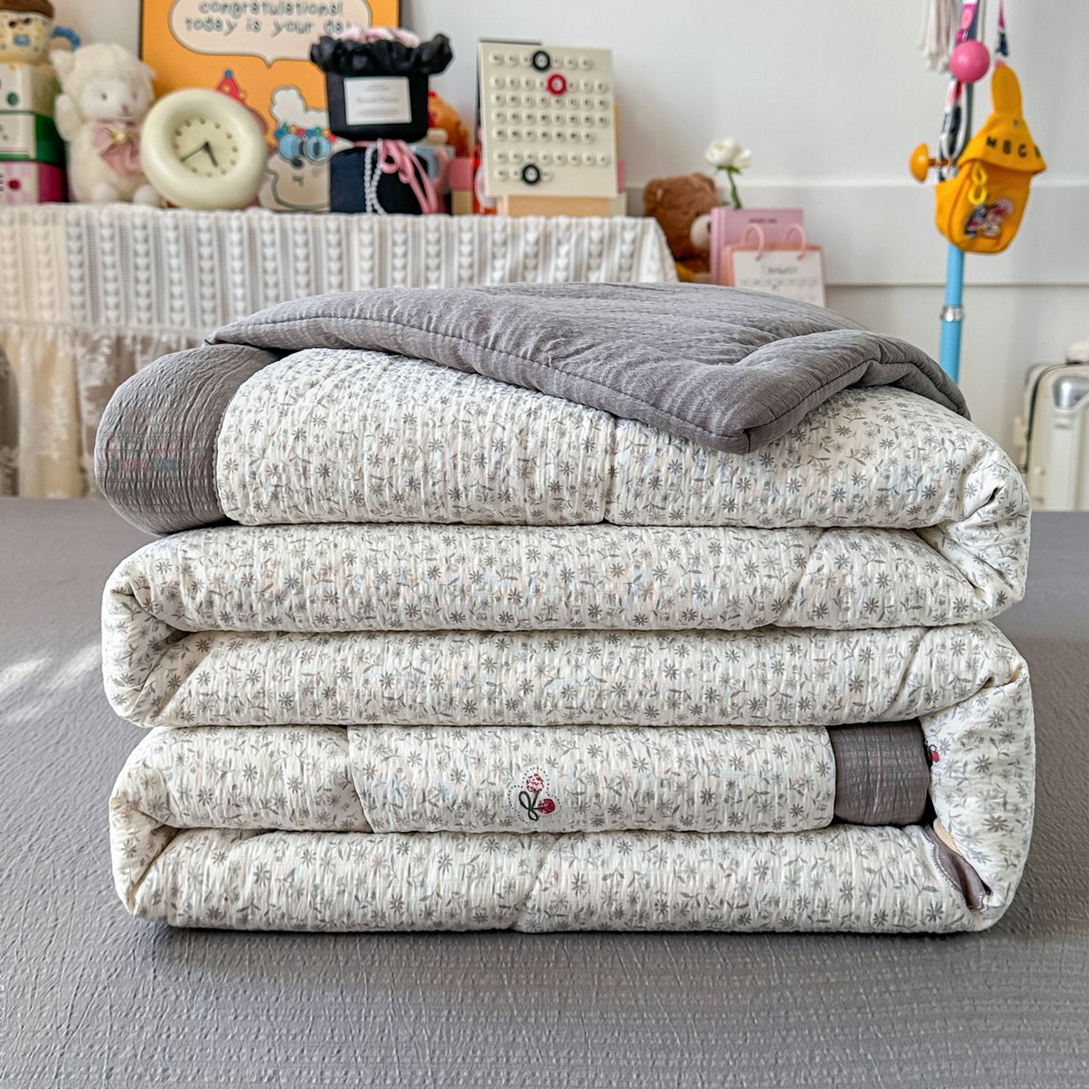 91家纺网 家纺一手货源 找家纺 卡斯诺家纺馆 2026新款皱皱棉双层纱夏被四件套下载文件包含买家秀 静谧时光