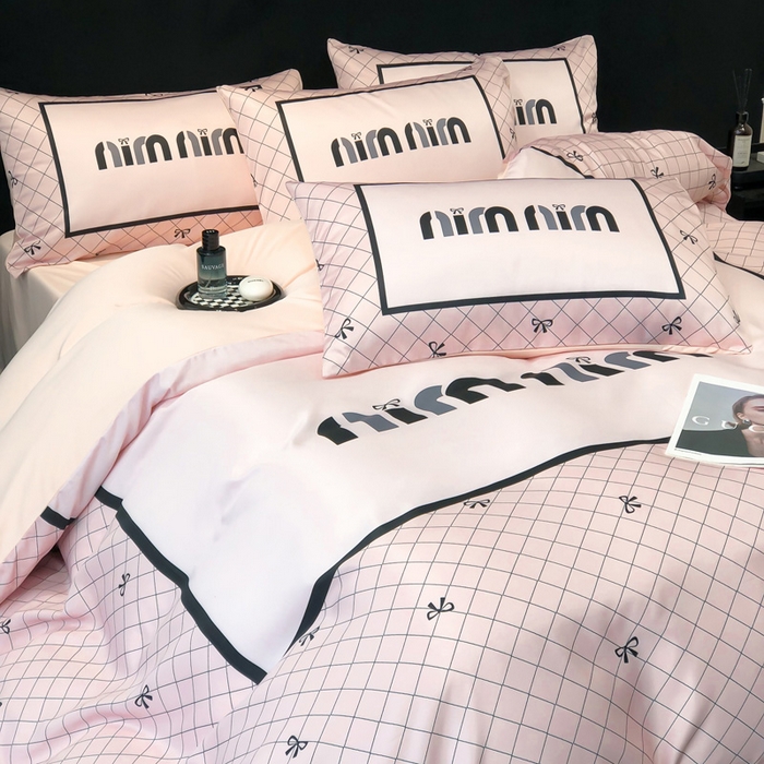 91家纺网 家纺一手货源 找家纺 奥汀洛家纺 2026新款轻奢数码印花冰丝四件套 缪斯